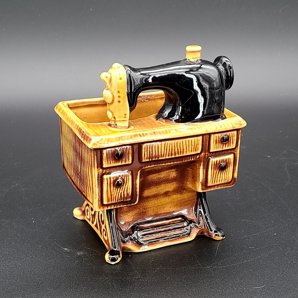 Vintage Inarco Treadle Singer Sewing Machine Ceramic Planter Japan